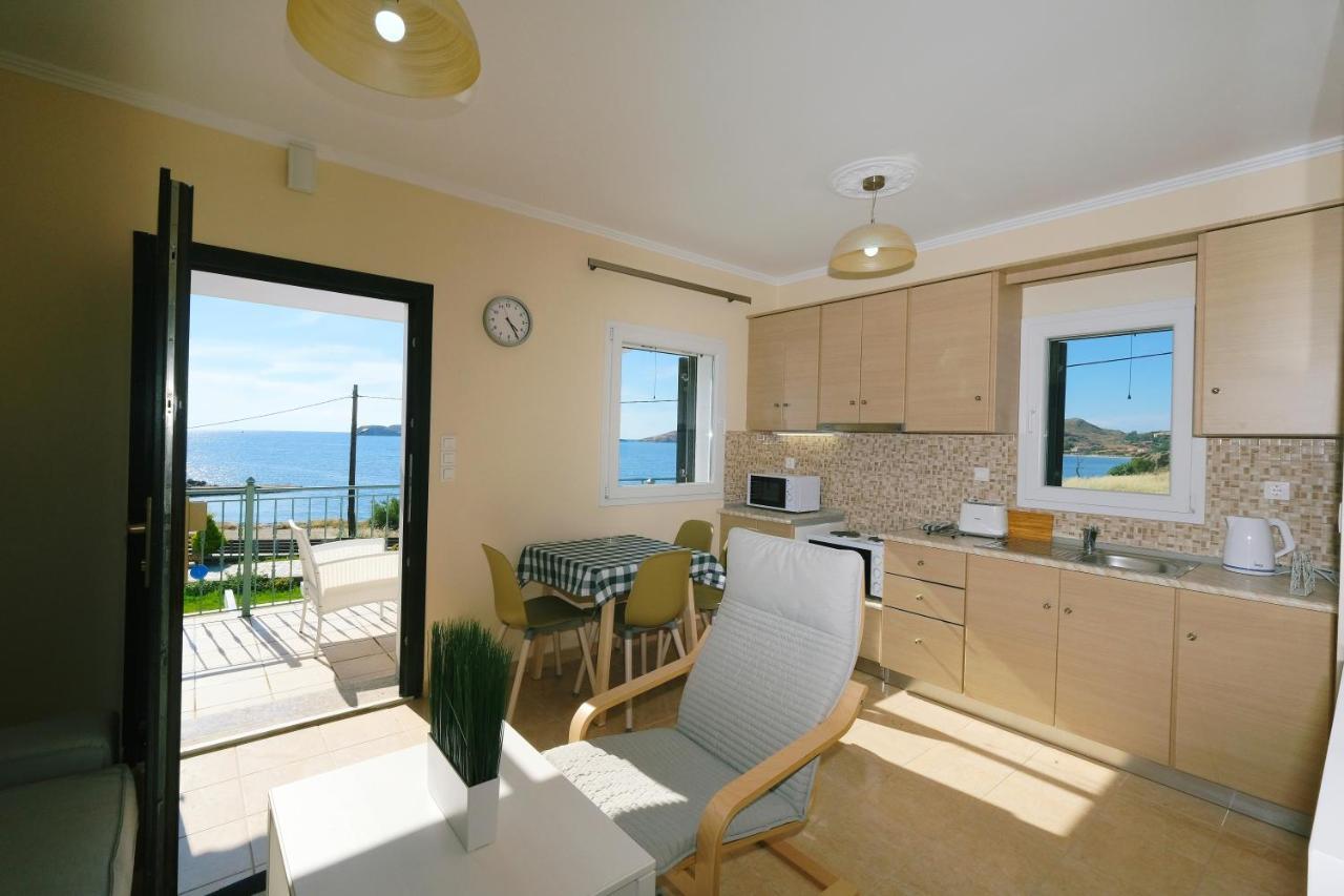 Captains View Apartments Plati  Eksteriør bilde